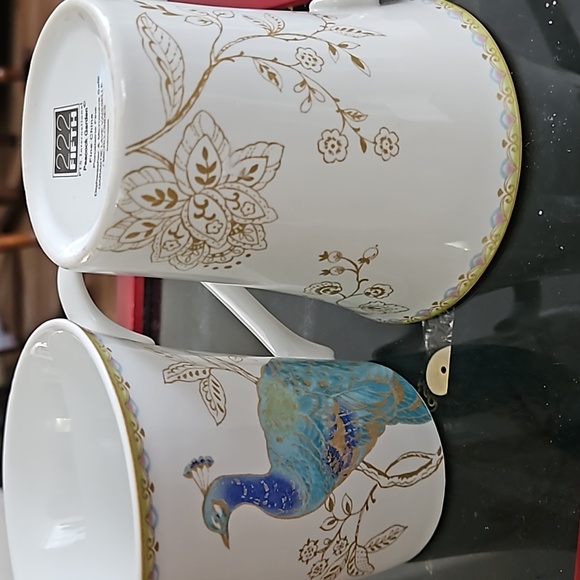 222 Fifth Pair Of Peacock Garden Fine China Coffee Mugs - Picture 4 of 4
